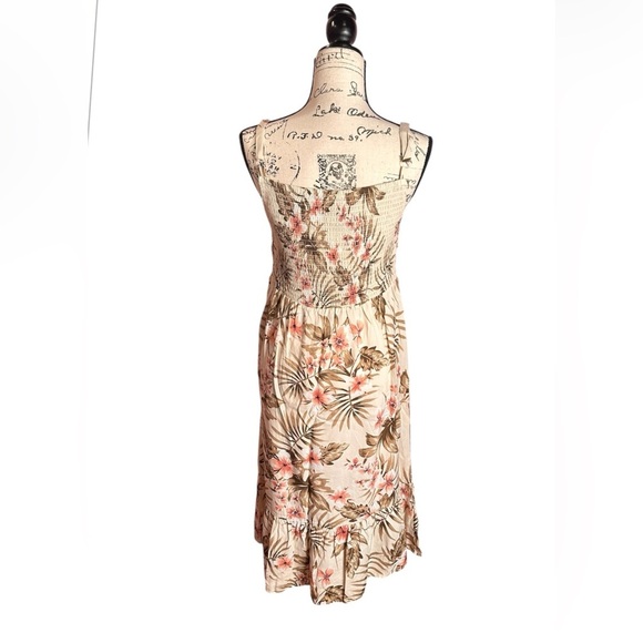 Floral Women’s Dress in Cream and Brown Size Large NWT - Picture 2 of 5